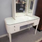 685 6096 DRESSING TABLE